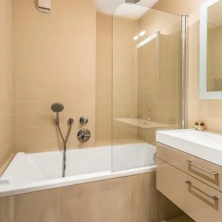 דירה Luxueux 75m², 6 Pers, Centre Val D'isere, Front De Neige, Terrasse Sud - Fr-1-567-22 *